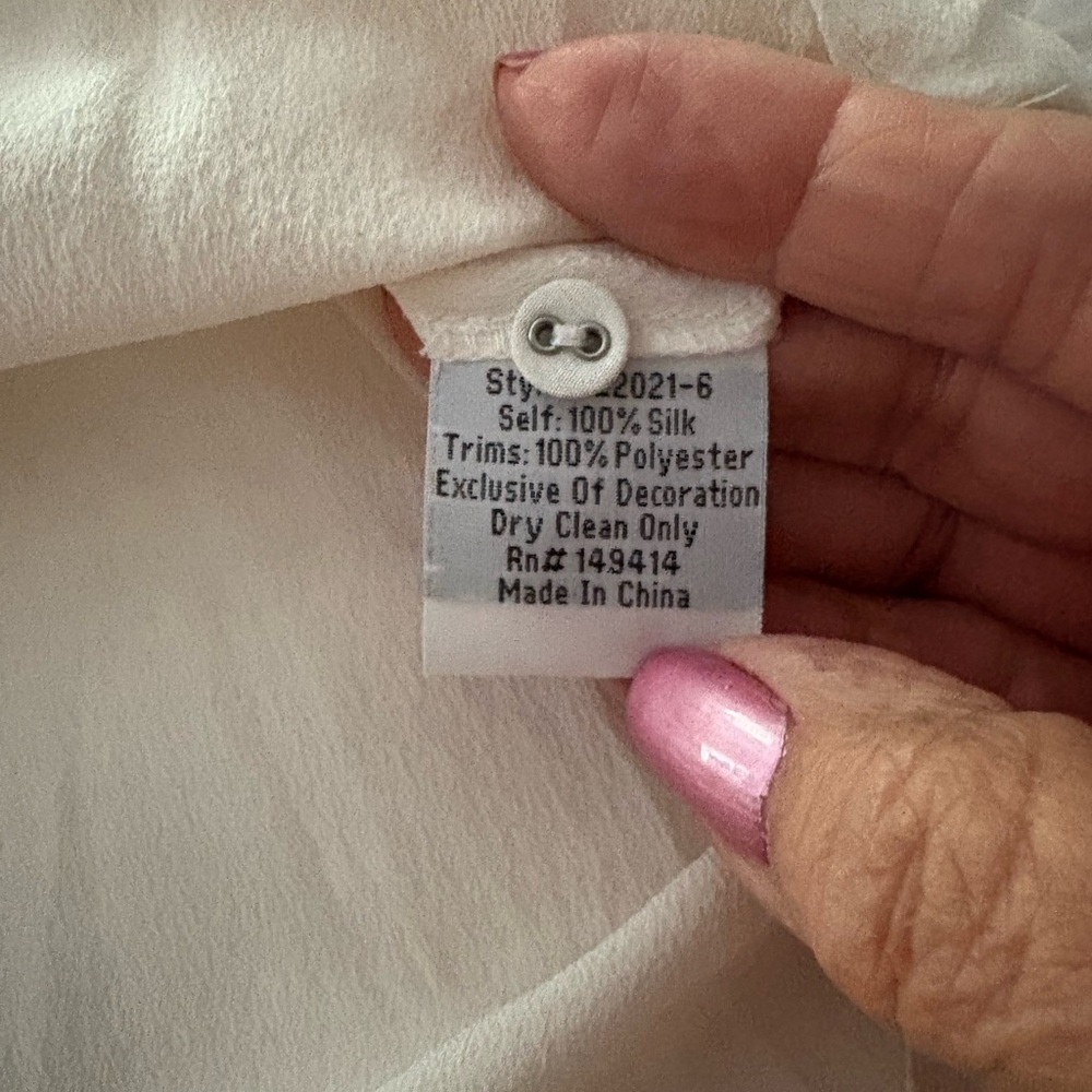 Johnny Was Embroidered White Tunic with Multicolor Patterns - Picture 13 of 13